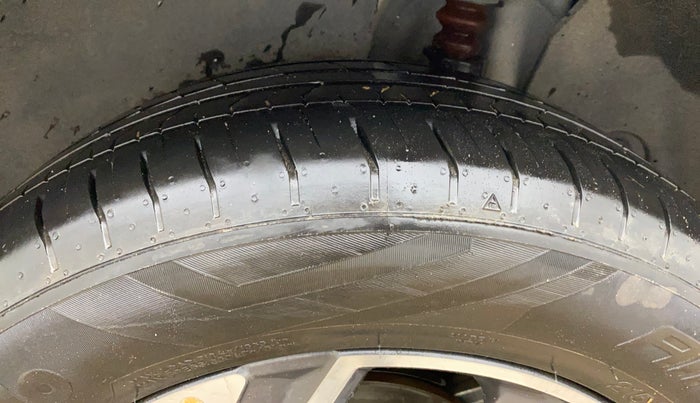 2024 Hyundai Creta SX (O) 1.5 PETROL, Petrol, Manual, 8,834 km, Left Rear Tyre Tread