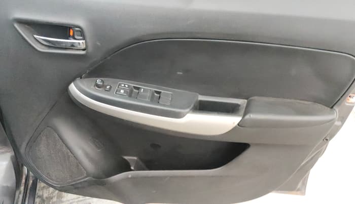 2017 Maruti Baleno ALPHA PETROL 1.2, Petrol, Manual, 57,307 km, Driver Side Door Panels Control