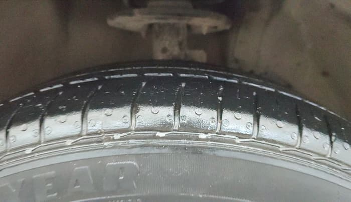 2017 Maruti Baleno ALPHA PETROL 1.2, Petrol, Manual, 57,307 km, Right Front Tyre Tread