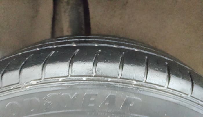 2017 Maruti Baleno ALPHA PETROL 1.2, Petrol, Manual, 57,307 km, Right Rear Tyre Tread