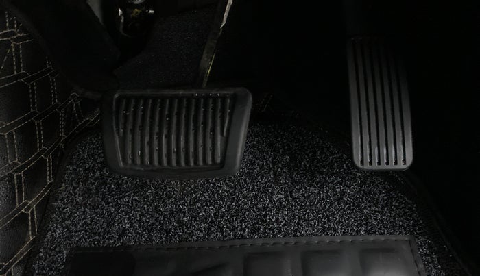 2021 KIA SELTOS HTX AT PETROL, Petrol, Automatic, 14,038 km, Pedals