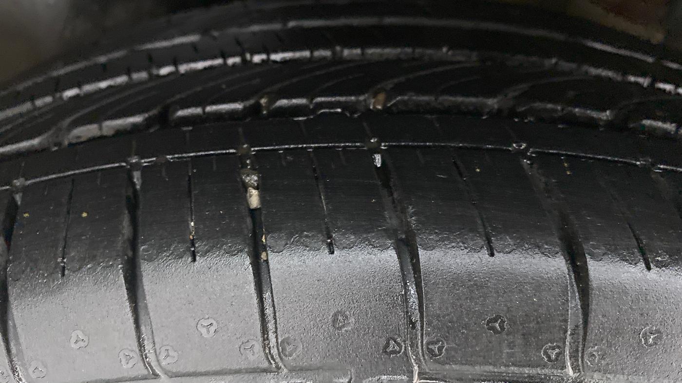 2021 KIA SELTOS HTX AT PETROL, Petrol, Automatic, 14,038 km, Left Rear Tyre Tread