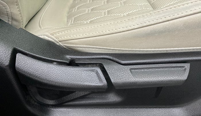 2021 KIA SELTOS HTX AT PETROL, Petrol, Automatic, 14,038 km, Driver Side Adjustment Panel