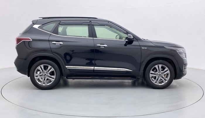 2021 KIA SELTOS HTX AT PETROL, Petrol, Automatic, 14,038 km, Right Side View