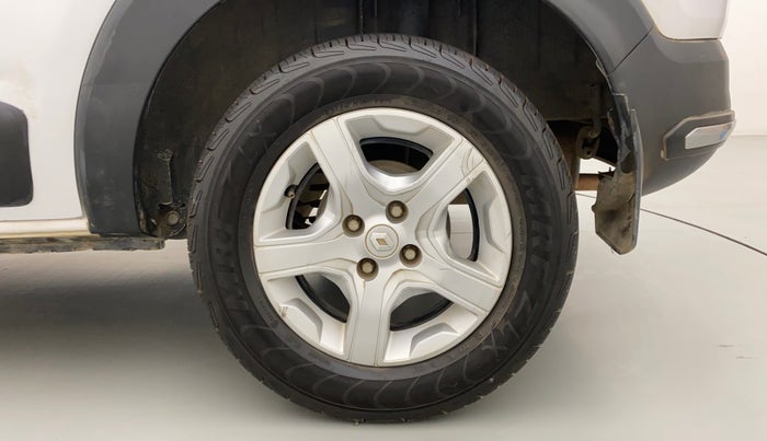 2019 Renault TRIBER RXZ, Petrol, Manual, 72,560 km, Left Rear Wheel