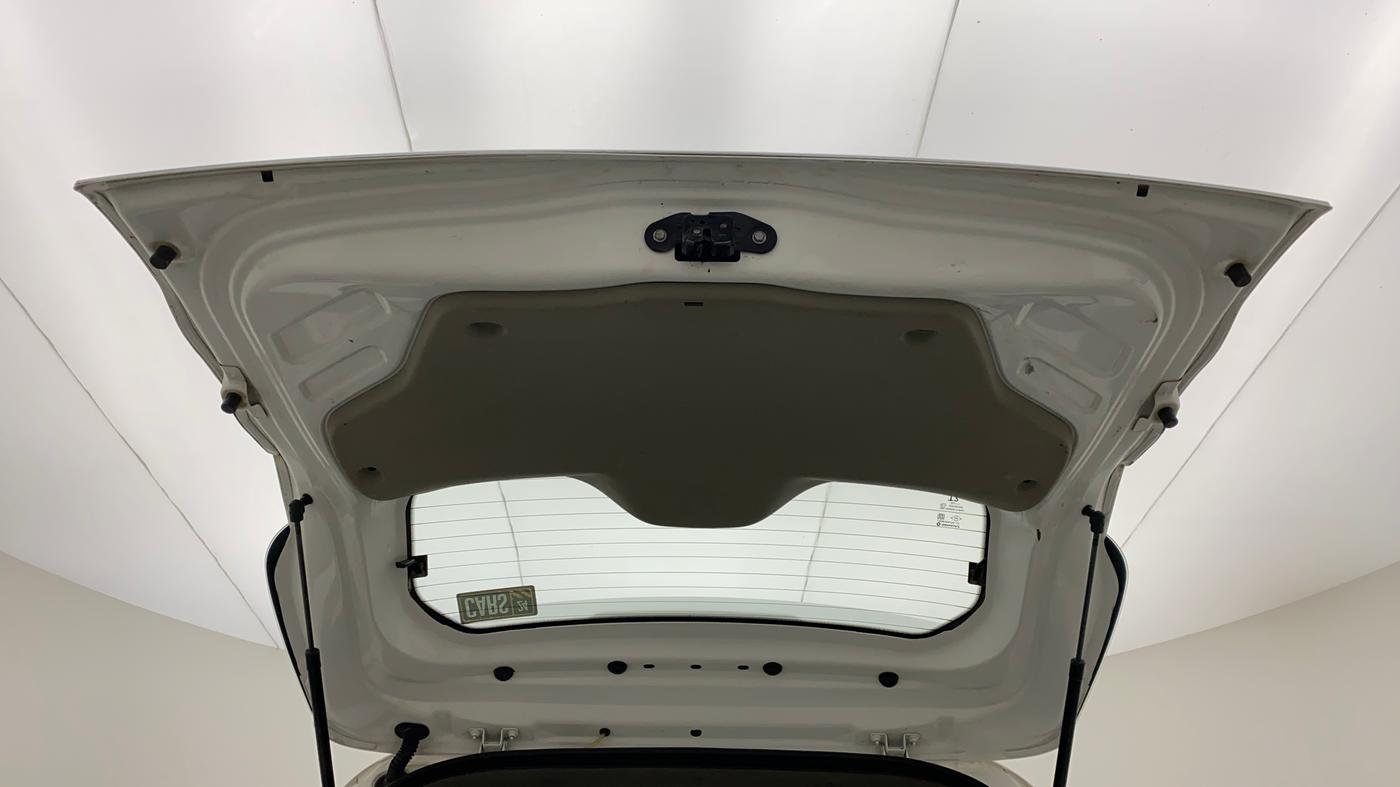 2019 Renault TRIBER RXZ, Petrol, Manual, 72,560 km, Boot Door Open
