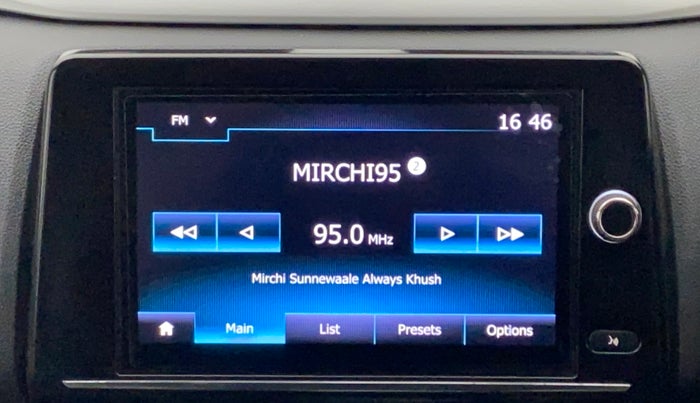 2019 Renault TRIBER RXZ, Petrol, Manual, 72,560 km, Infotainment System