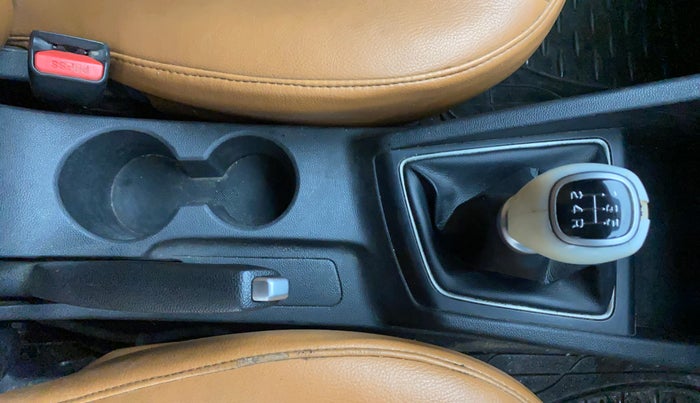 2018 Hyundai Elite i20 ASTA 1.2, Petrol, Manual, 79,192 km, Gear Lever