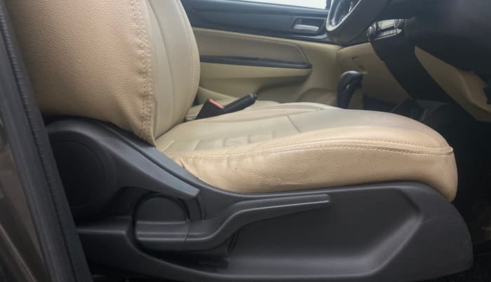 2020 Honda Amaze 1.5L I-DTEC VX CVT, Diesel, Automatic, 1,03,134 km, Driver Side Adjustment Panel