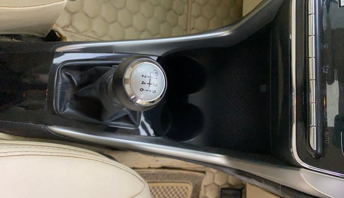 2020 Toyota YARIS G MT, Petrol, Manual, 48,693 km, Gear Lever