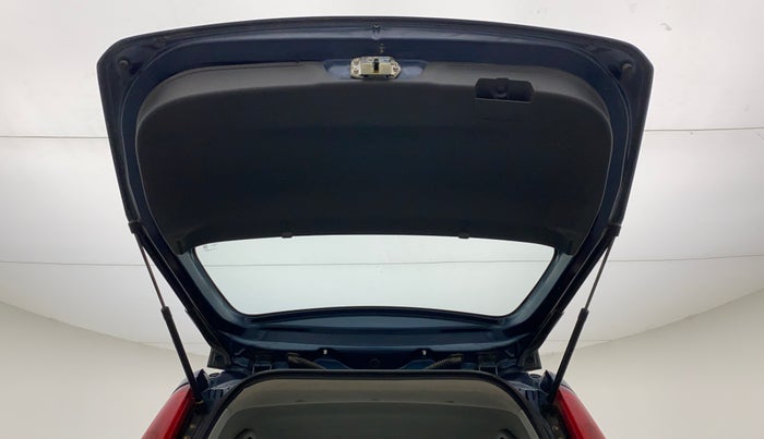 2010 Maruti Ritz VXI, Petrol, Manual, 64,204 km, Boot Door Open