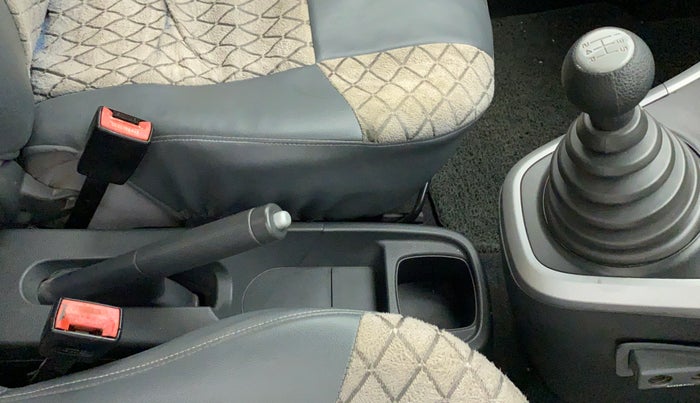 2010 Maruti Ritz VXI, Petrol, Manual, 64,204 km, Gear Lever