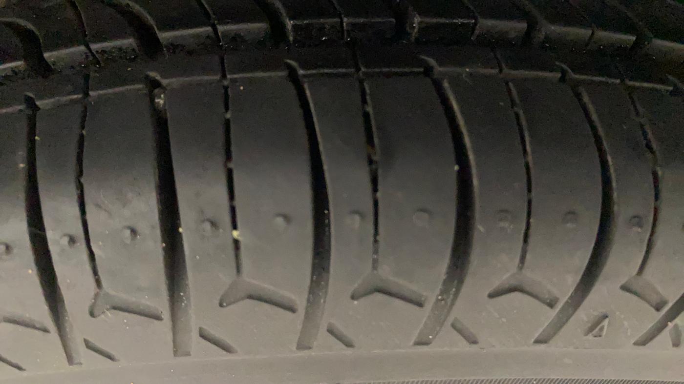 2017 Maruti Alto 800 VXI, Petrol, Manual, 45,502 km, Left Rear Tyre Tread