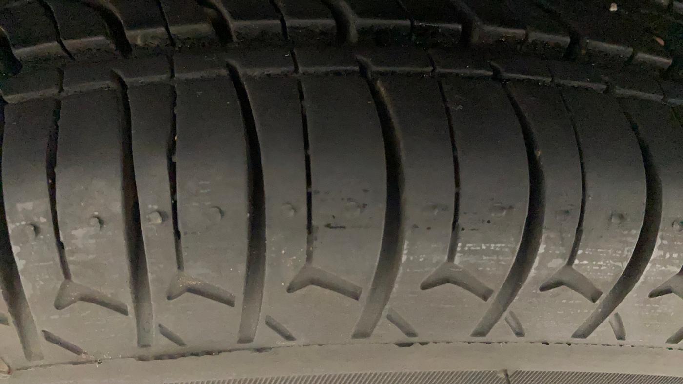2017 Maruti Alto 800 VXI, Petrol, Manual, 45,502 km, Right Rear Tyre Tread