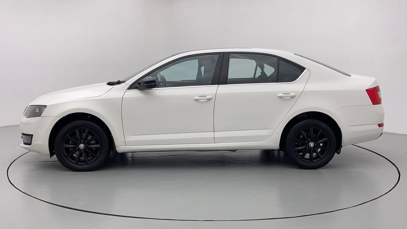 2015 Skoda Octavia ELEGANCE 2.0 TDI CR AT, Diesel, Automatic, 89,454 km, Left Side
