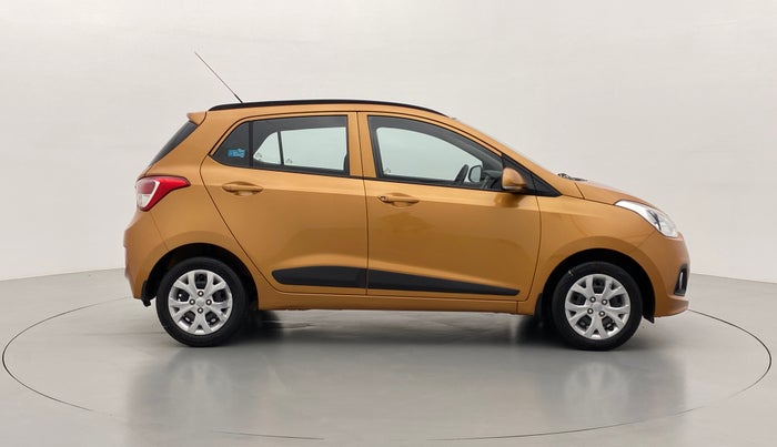 2016 Hyundai Grand i10 SPORTZ 1.2 KAPPA VTVT, Petrol, Manual, 43,428 km, Right Side View