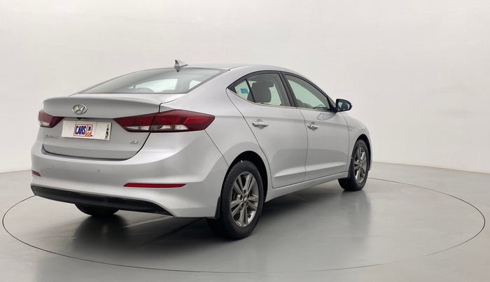 2016 Hyundai New Elantra 2.0 SX (O) AT, Petrol, Automatic, 54,980 km, Right Back Diagonal