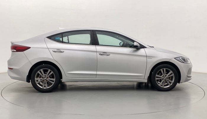 2016 Hyundai New Elantra 2.0 SX (O) AT, Petrol, Automatic, 54,980 km, Right Side View
