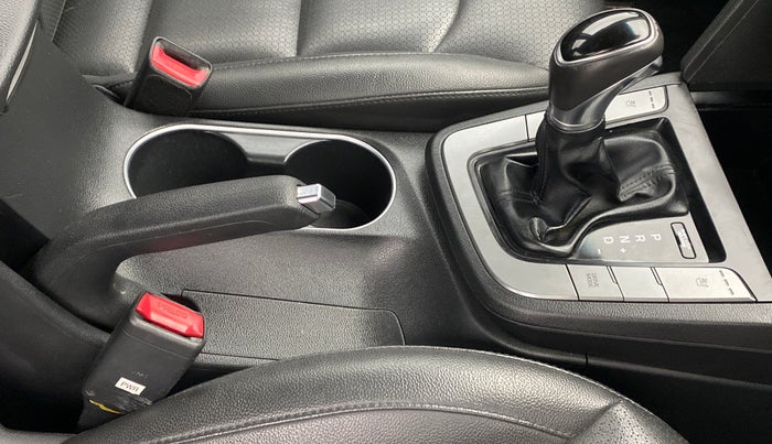 2016 Hyundai New Elantra 2.0 SX (O) AT, Petrol, Automatic, 54,980 km, Gear Lever