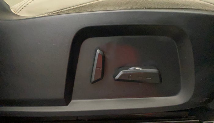 2021 Tata Safari XZA PLUS, Diesel, Automatic, 60,656 km, Driver Side Adjustment Panel