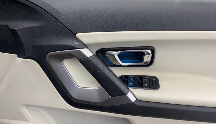 2021 Tata Safari XZA PLUS, Diesel, Automatic, 60,656 km, Driver Side Door Panels Control
