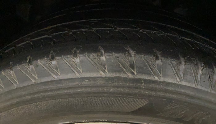 2021 Tata Safari XZA PLUS, Diesel, Automatic, 60,656 km, Left Front Tyre Tread