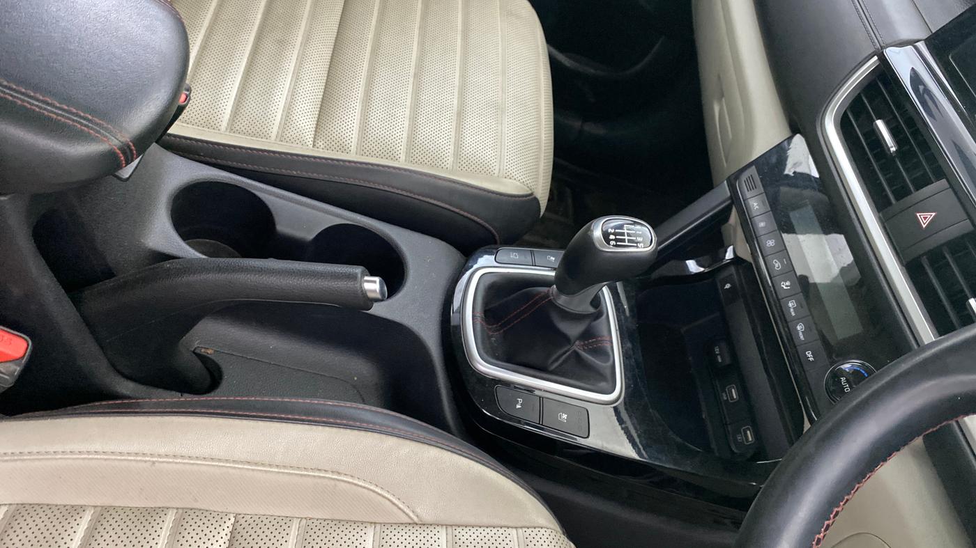 2020 KIA SELTOS GTX PLUS 1.4 PETROL, Petrol, Manual, 38,083 km, Gear Lever