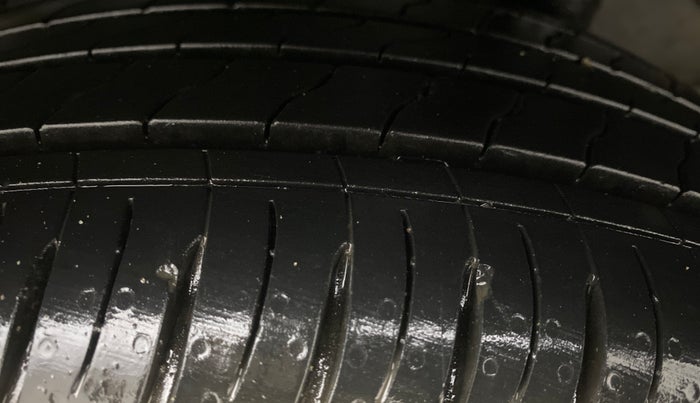 2023 Hyundai VENUE SX (O) 1.0 TURBO DCT, Petrol, Automatic, 14,167 km, Left Rear Tyre Tread