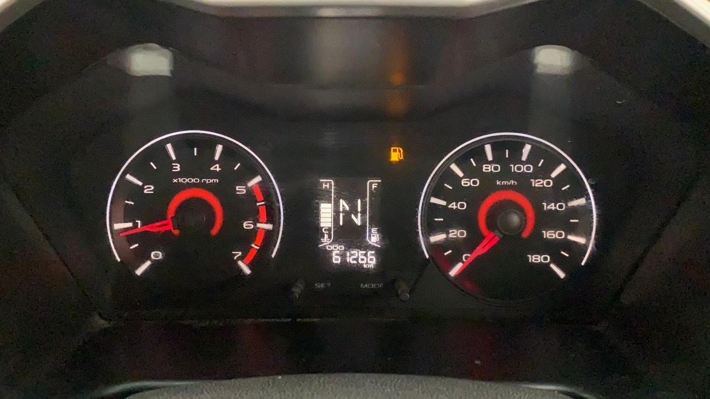 2016 Mahindra Kuv100 K8 5 STR, Petrol, Manual, 61,297 km, Odometer Image