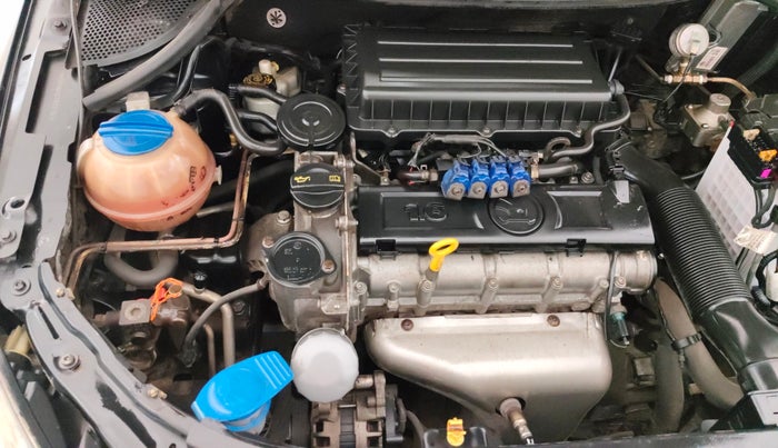 2014 Skoda Rapid AMBITION 1.6 MPI MT PLUS, CNG, Manual, 74,911 km, Engine View - Right