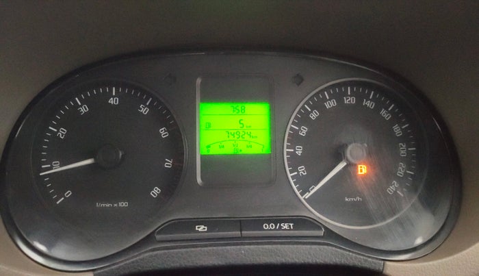 2014 Skoda Rapid AMBITION 1.6 MPI MT PLUS, CNG, Manual, 74,911 km, Odometer Image