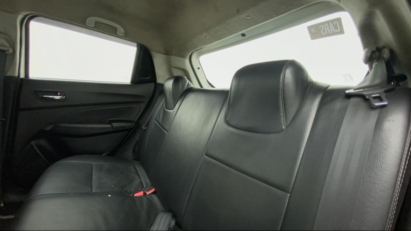 2022 Maruti Swift VXI, Petrol, Manual, 33,170 km, Right Side Rear Door Cabin
