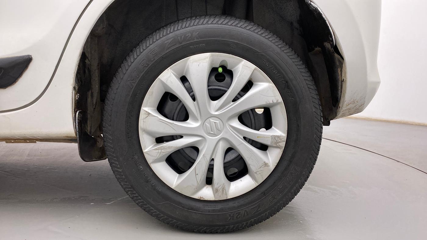 2022 Maruti Swift VXI, Petrol, Manual, 33,170 km, Left Rear Wheel