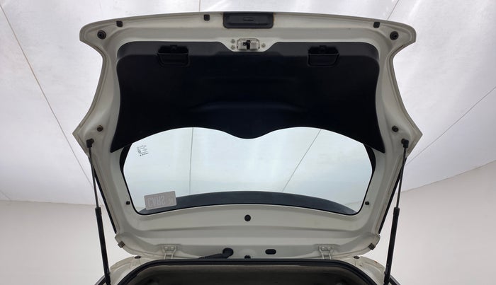 2022 Maruti Swift VXI, Petrol, Manual, 33,170 km, Boot Door Open