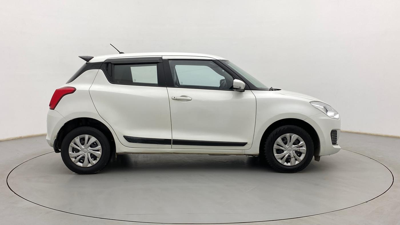 2022 Maruti Swift VXI, Petrol, Manual, 33,170 km, Right Side View