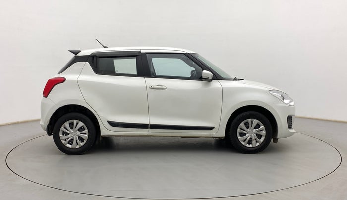 2022 Maruti Swift VXI, Petrol, Manual, 33,170 km, Right Side View