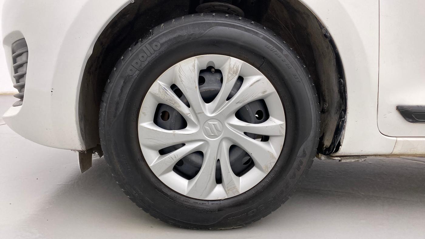 2022 Maruti Swift VXI, Petrol, Manual, 33,170 km, Left Front Wheel