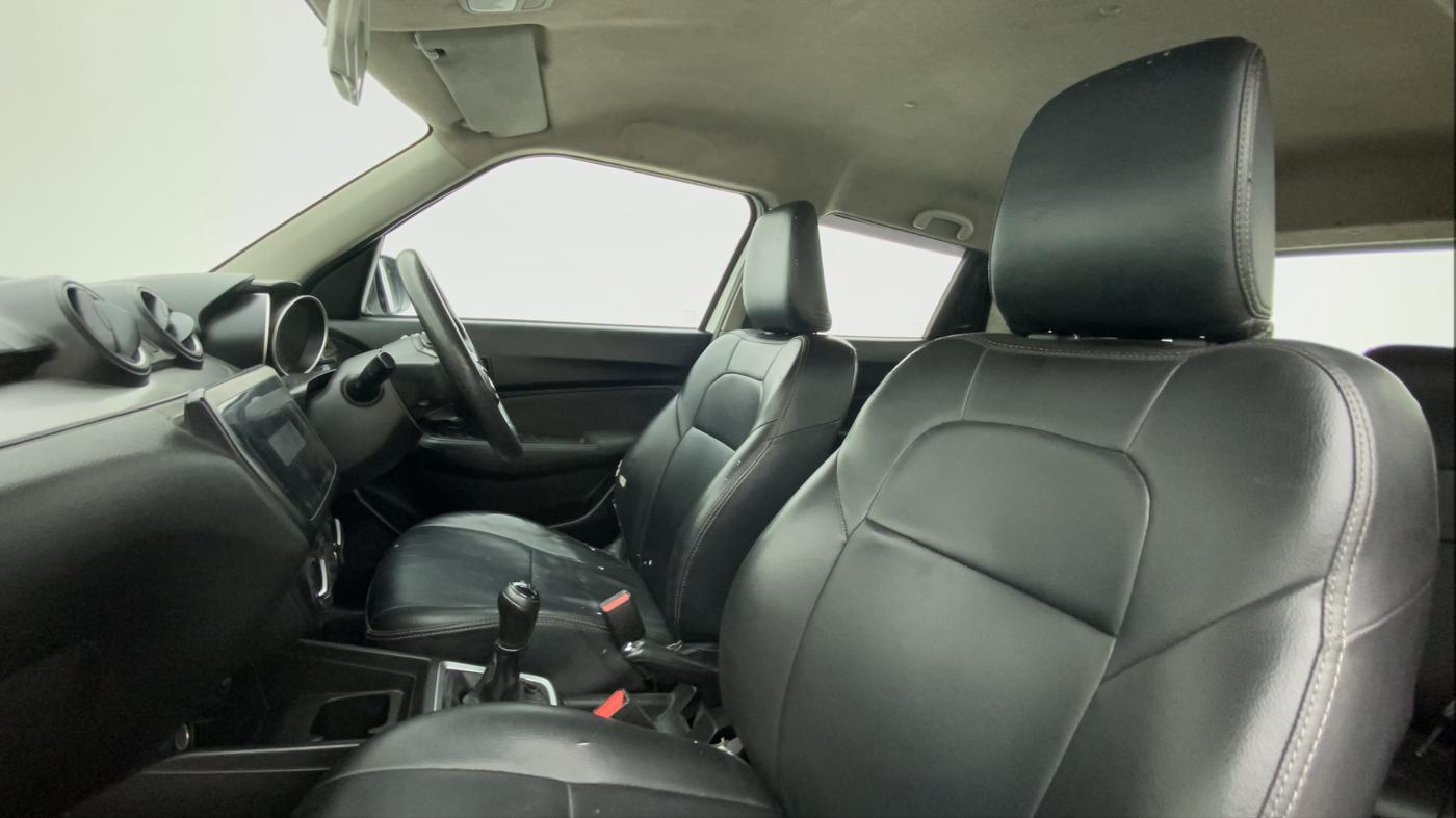 2022 Maruti Swift VXI, Petrol, Manual, 33,170 km, Right Side Front Door Cabin