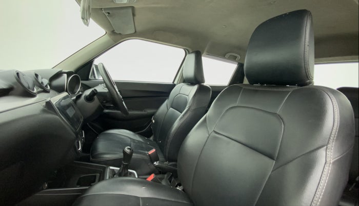 2022 Maruti Swift VXI, Petrol, Manual, 33,170 km, Right Side Front Door Cabin