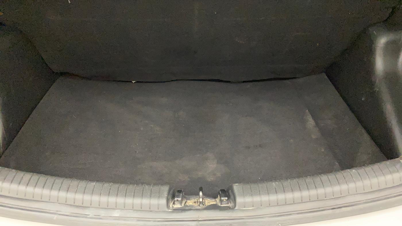 2018 Hyundai Grand i10 SPORTZ 1.2 KAPPA VTVT, Petrol, Manual, 89,538 km, Boot Inside