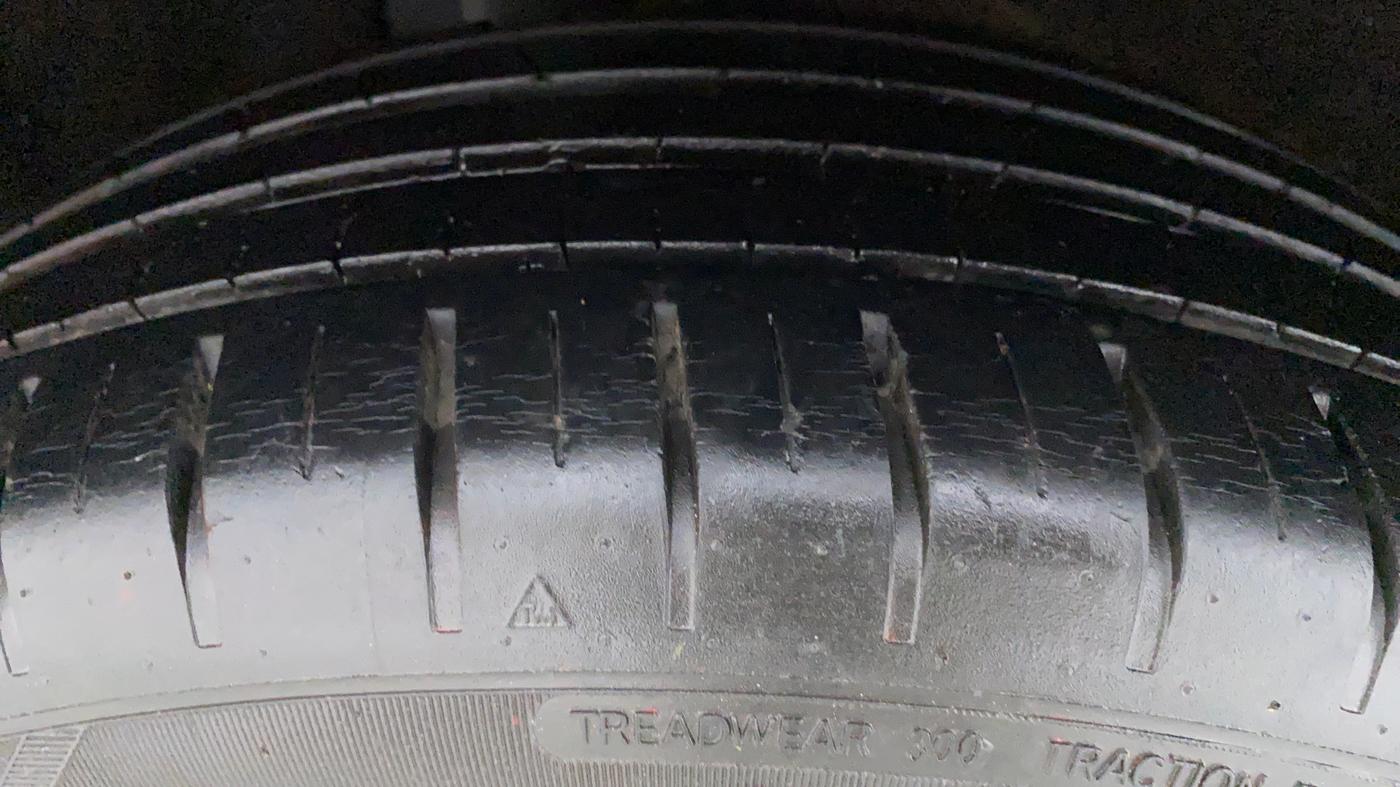 2017 Maruti Baleno RS 1.0 PETROL, Petrol, Manual, 29,800 km, Right Rear Tyre Tread