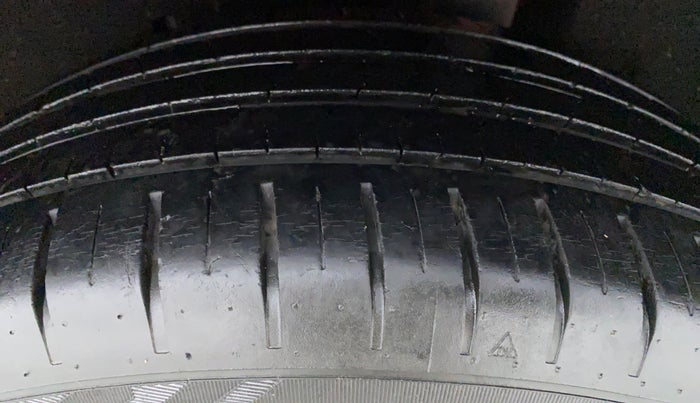 2017 Maruti Baleno RS 1.0 PETROL, Petrol, Manual, 29,800 km, Left Rear Tyre Tread