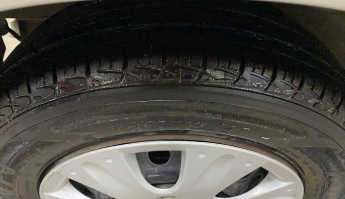 2017 Honda Brio S MT, Petrol, Manual, 24,488 km, Right Rear Tyre Tread