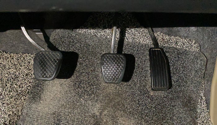 2017 Honda Brio S MT, Petrol, Manual, 24,488 km, Pedals