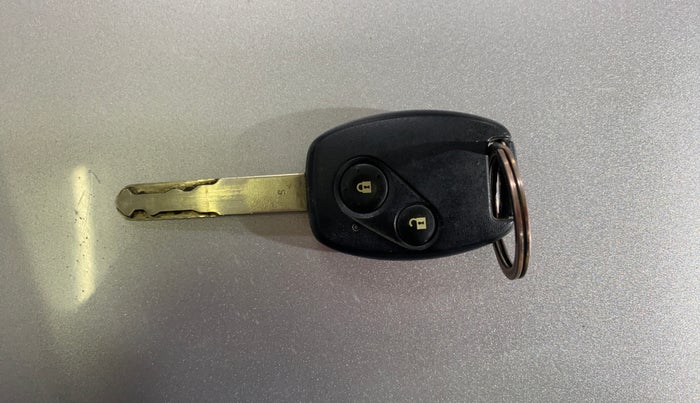 2017 Honda Brio S MT, Petrol, Manual, 24,488 km, Key Close Up