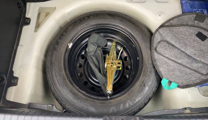 2018 Hyundai Elite i20 ASTA 1.2 (O), Petrol, Manual, 60,857 km, Spare Tyre