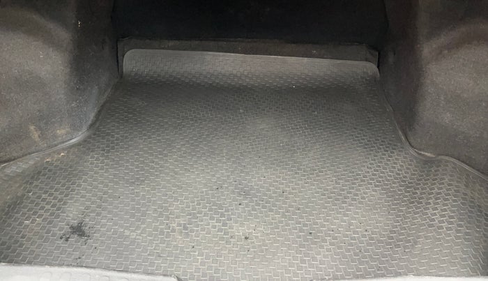 2019 Maruti Ciaz ALPHA 1.5 SHVS PETROL, Petrol, Manual, 64,037 km, Boot Inside