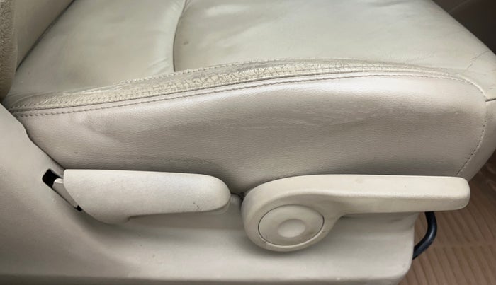 2019 Maruti Ciaz ALPHA 1.5 SHVS PETROL, Petrol, Manual, 64,037 km, Driver Side Adjustment Panel