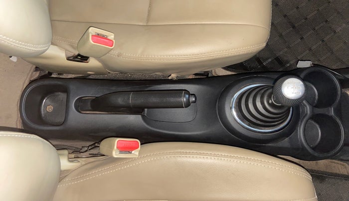 2015 Honda Brio S MT, Petrol, Manual, 45,133 km, Gear Lever