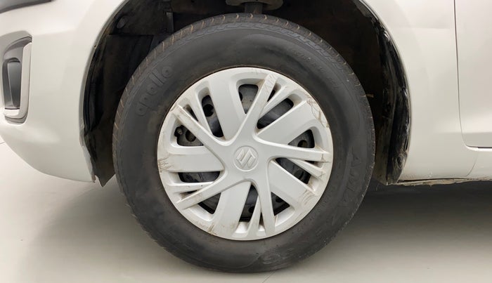 2015 Maruti Swift VXI, Petrol, Manual, 43,286 km, Left Front Wheel